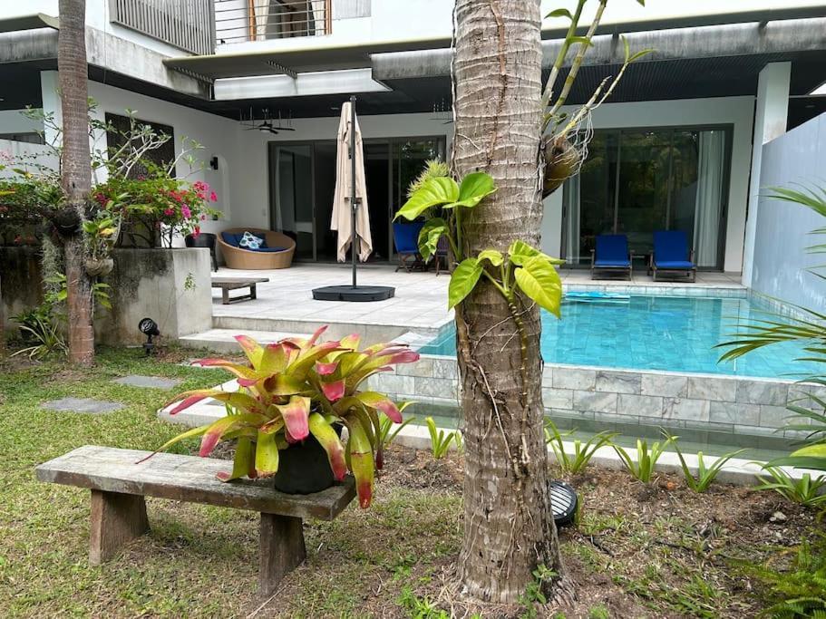 Casa de férias A Lovely 2-3 Bed Only 300m Walk To Bangtao